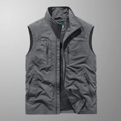 Bodywarmer voor heren met opstaande kraag en ritszakken