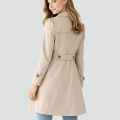 Lichte getailleerde trenchcoat voor dames met reverskraag