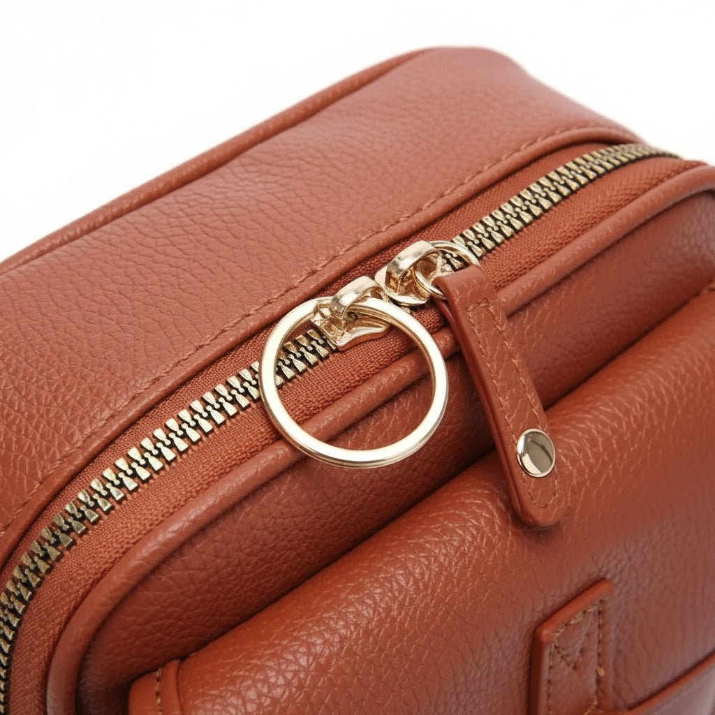 Vierkante crossbody tas met rits en verstelbare schouderband