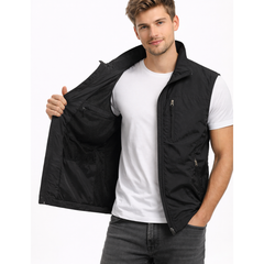 Bodywarmer voor heren met opstaande kraag en ritszakken
