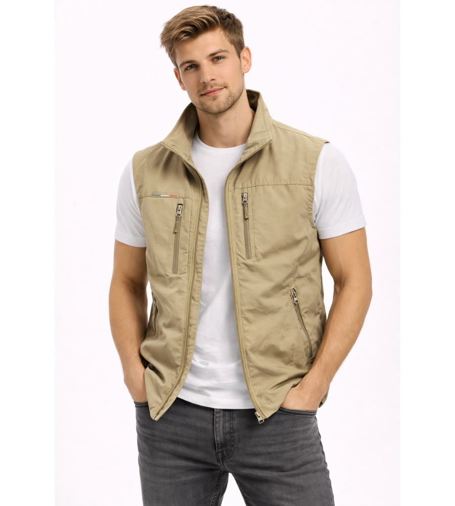 Bodywarmer voor heren met opstaande kraag en ritszakken