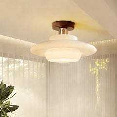 Plafondlamp van walnoot hout met glazen kap en koperen details