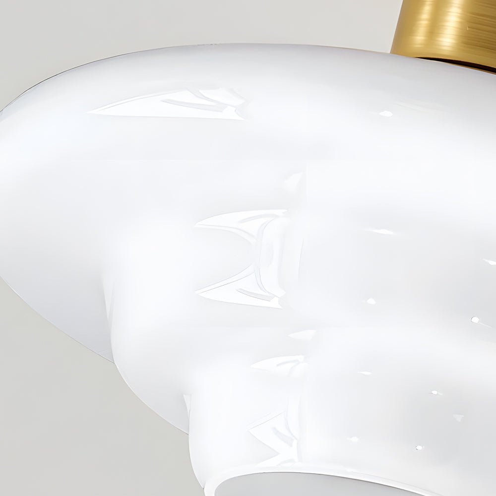 Plafondlamp van walnoot hout met glazen kap en koperen details