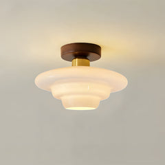 Plafondlamp van walnoot hout met glazen kap en koperen details