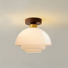 Plafondlamp van walnoot hout met glazen kap en koperen details