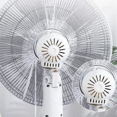 Stofhoes over een staande ventilator