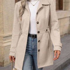 Getailleerde trenchcoat voor dames met ceintuur en reverskraag