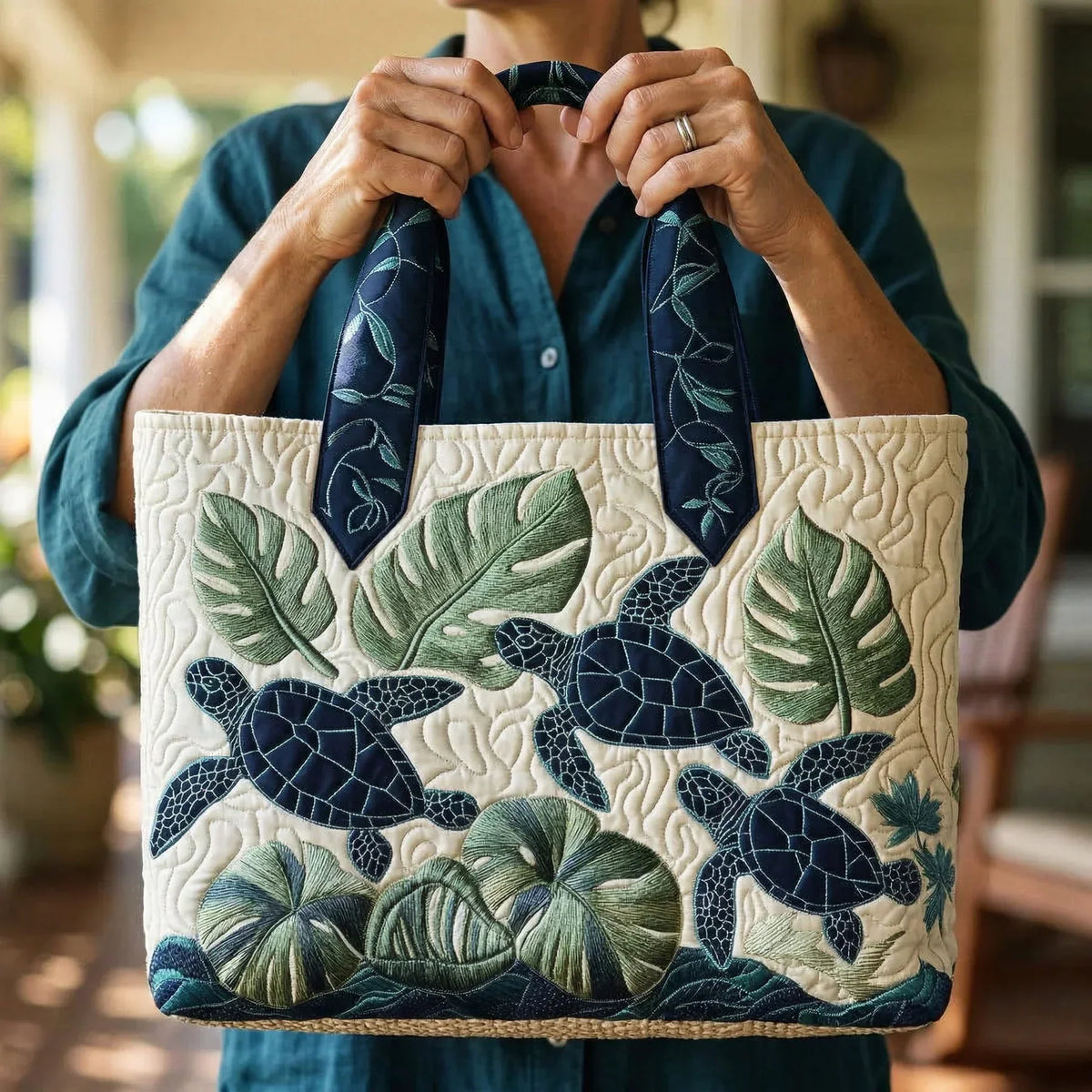 Gewatteerde shopper tas met zeeschildpadprint