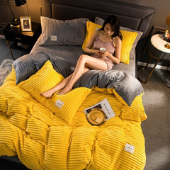 Fleece dekbedset met kussensloop op een opgemaakt bed
