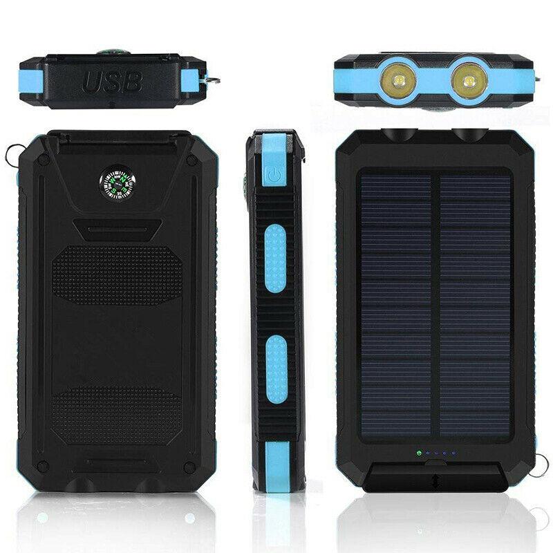 Powerbank met zonnepaneel, haak en twee USB-poorten