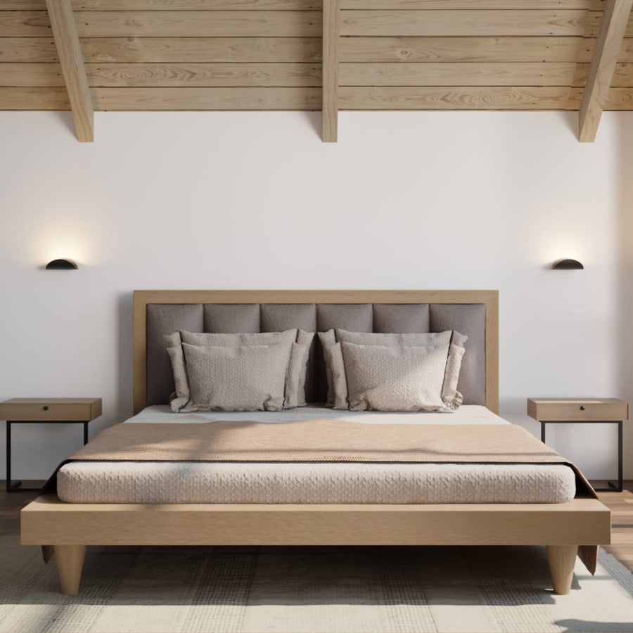 Halfronde led wandlamp met warm licht omhoog langs de muur