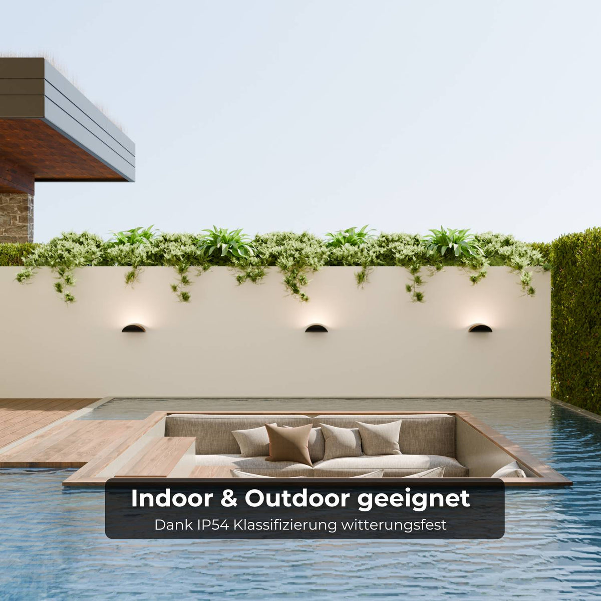 Halfronde led wandlamp met warm licht omhoog langs de muur